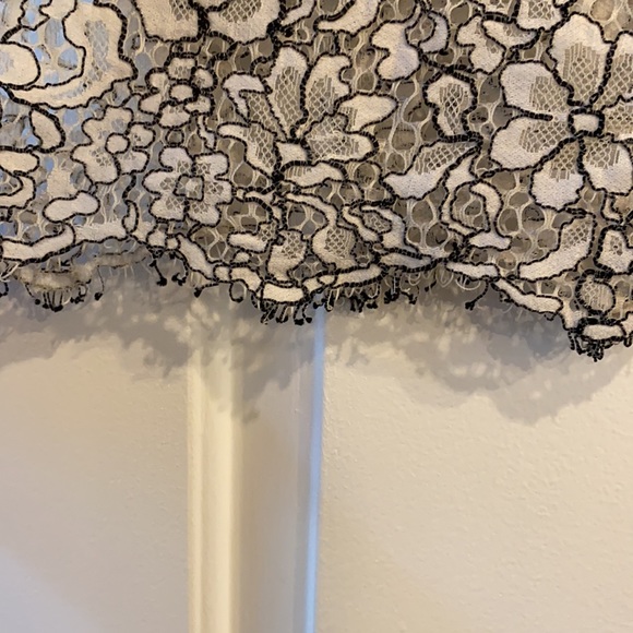 raw hem lace shirt. - Picture 2 of 5